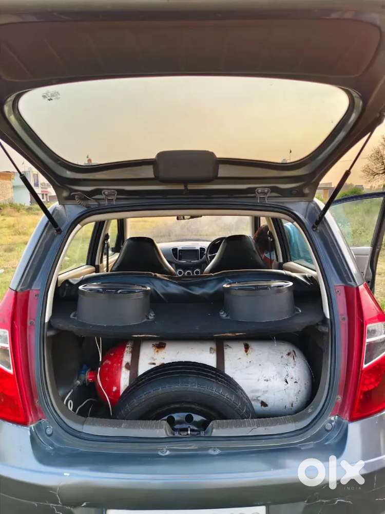 Hyundai I10 Magna 2012 Car