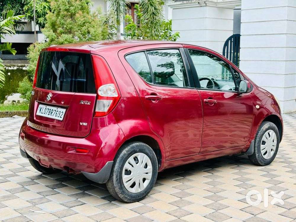Maruti Suzuki Ritz Vxi, 2010, Petrol