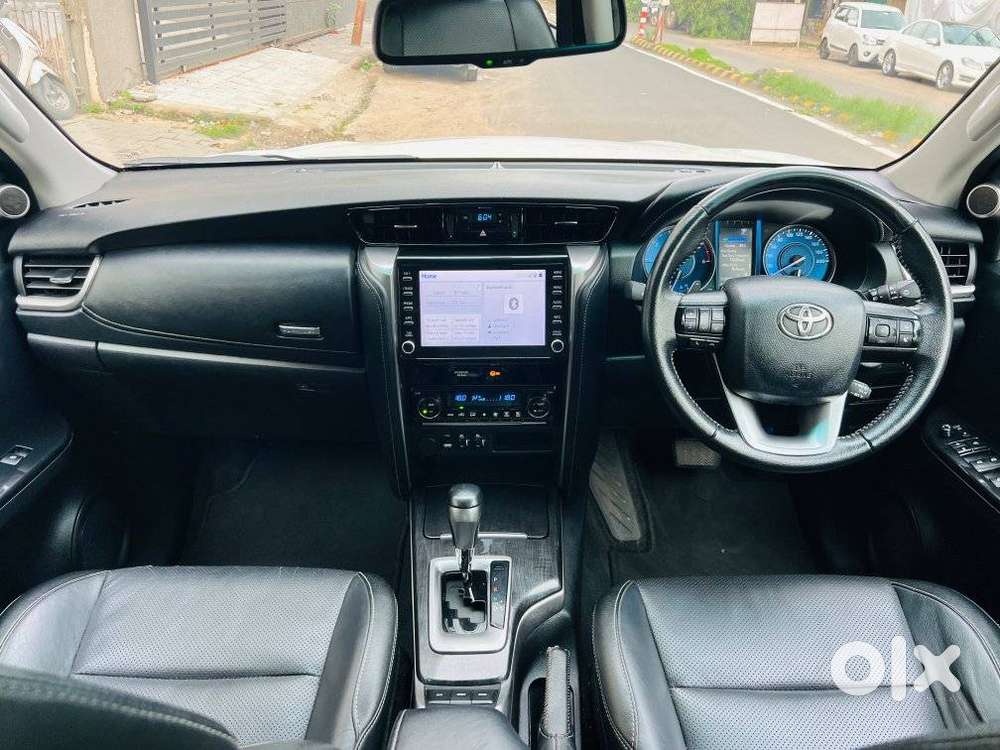 Toyota Fortuner 4x2 At 2.8 Diesel, 2022, Diesel