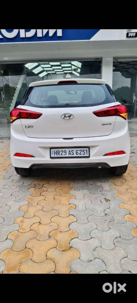 Hyundai I20 Sportz 1.2 Bs-iv, 2018, Petrol