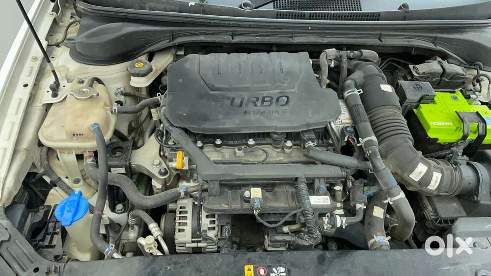 Hyundai Verna 1.5 Sx (o) Turbo Petrol Mt, 2023, Petrol