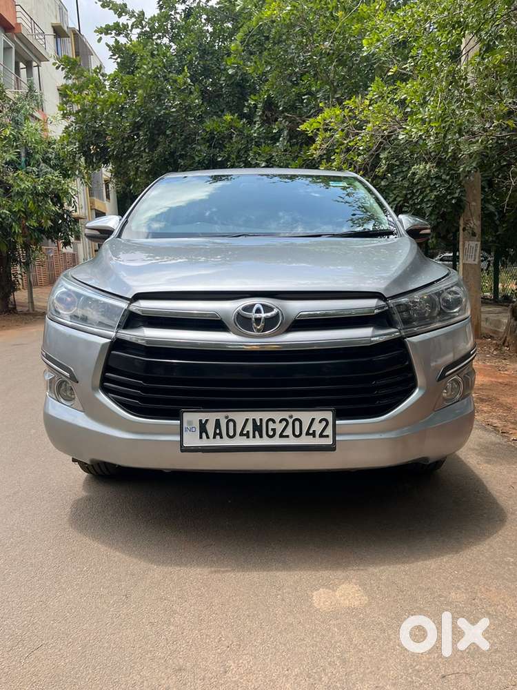 Toyota Innova Crysta 2017