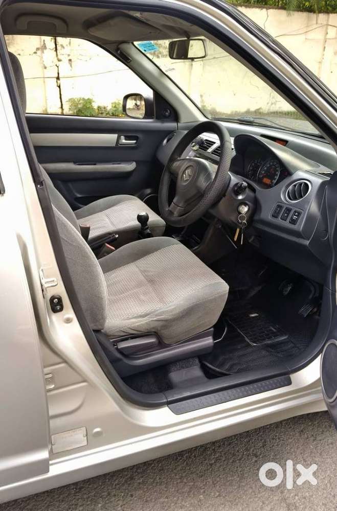 Maruti Suzuki Swift Dzire 1.2 Vxi Bsiv, 2011, Petrol