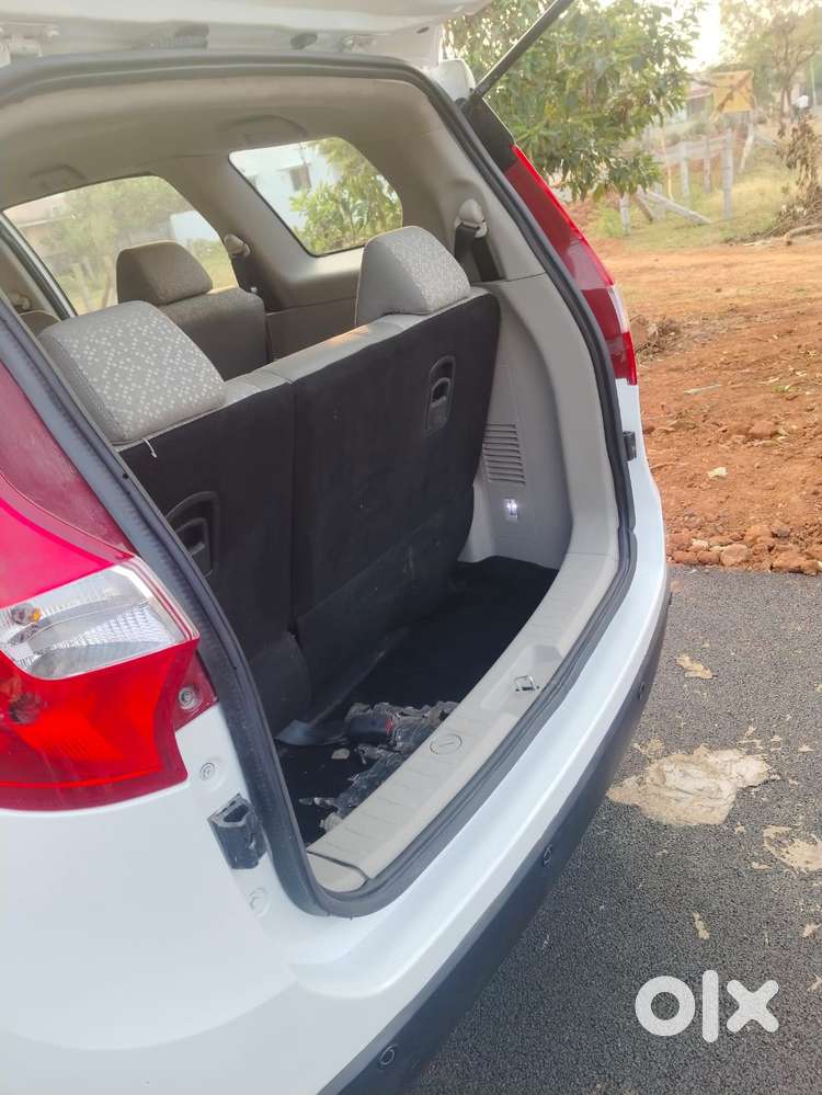 Mahindra Marazzo M8 8str, 2025, Diesel