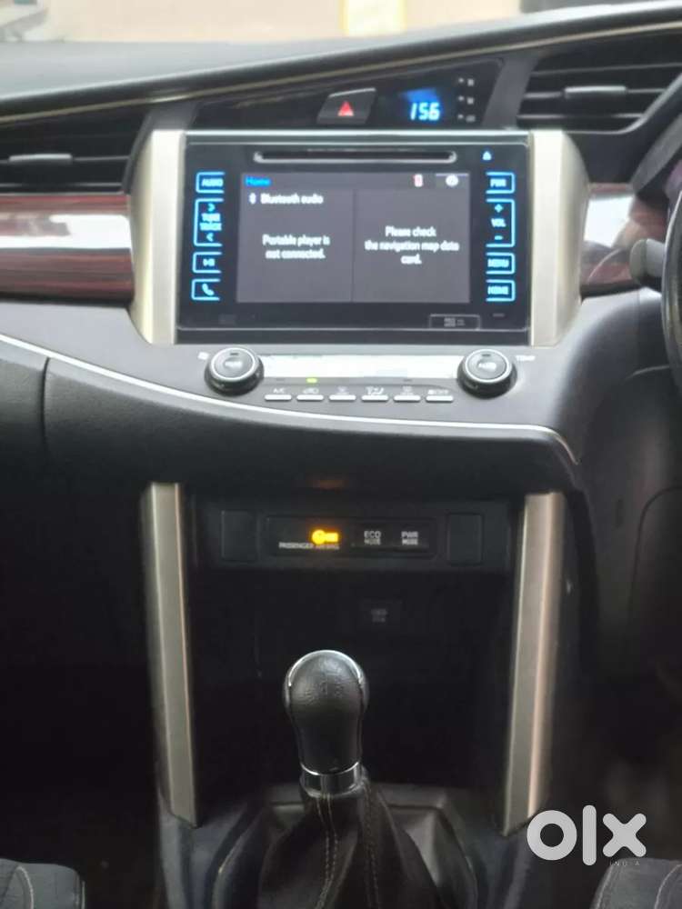 Toyota Innova Crysta 2.4 V 7 Str, 2016, Diesel