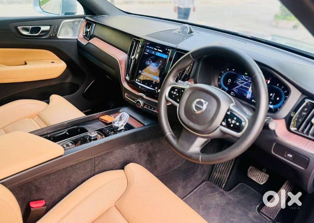 Volvo Xc60 2.0 B5 Ultimate, 2024, Petrol