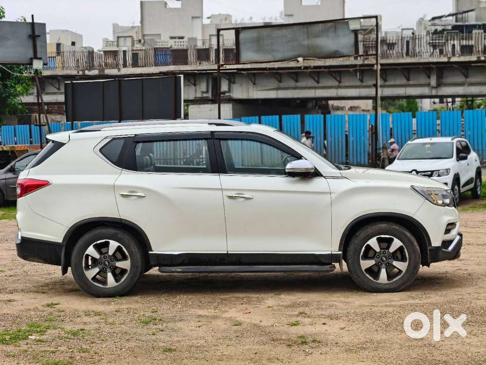 Mahindra Alturas G4 4wd At, 2019, Diesel