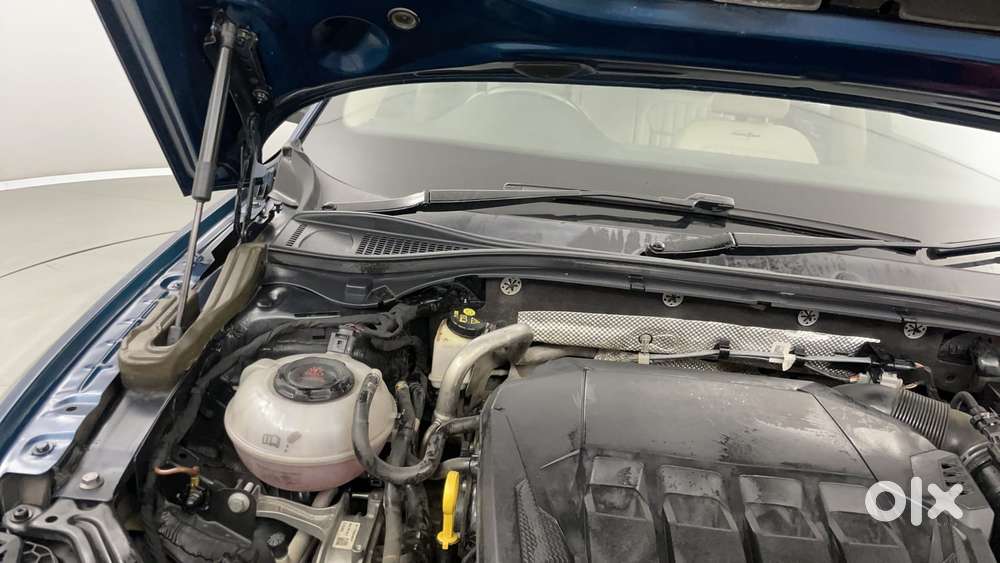 Skoda Superb L&k 1.8 Tsi At, 2023, Petrol