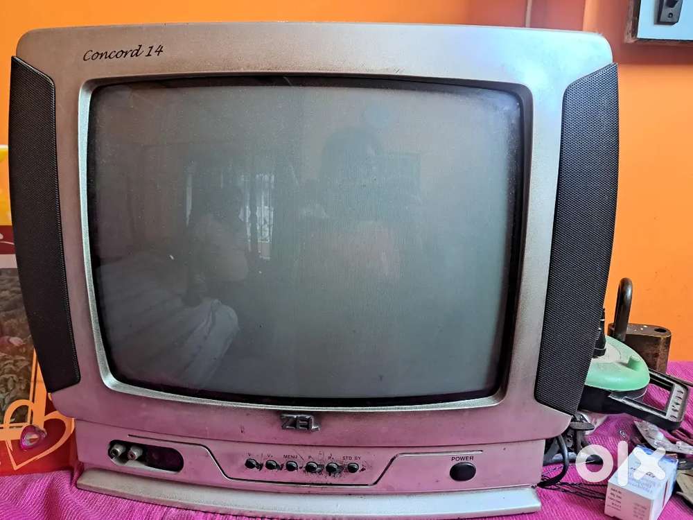 Box colour tv