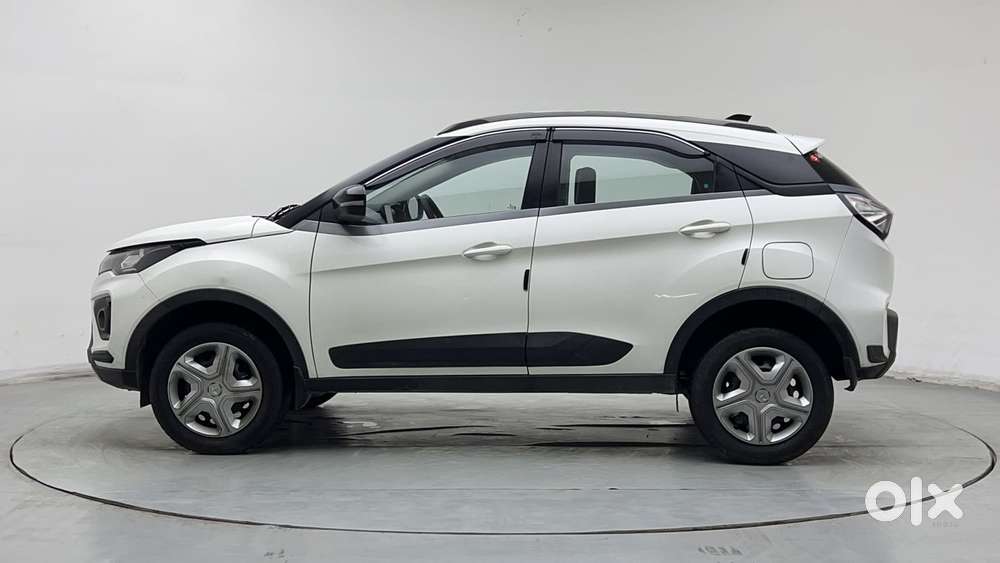 Tata Nexon 1.2 Revotron Xz, 2022, Petrol