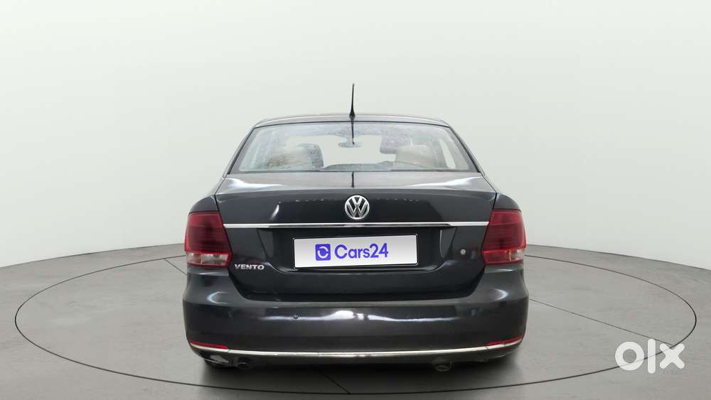 Volkswagen Vento 1.6 Highline, 2016, Petrol