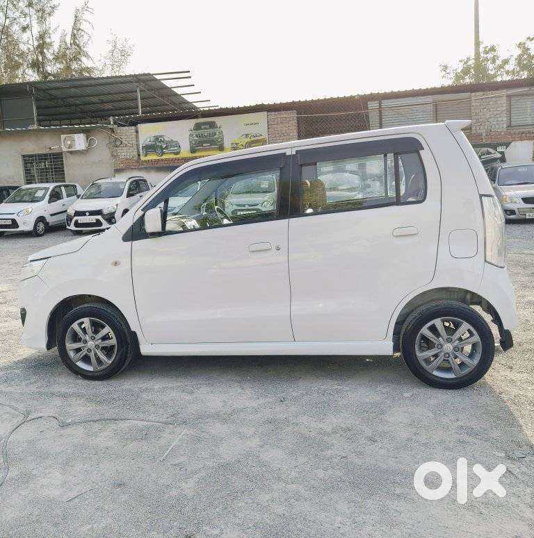 Maruti Suzuki Stingray Vxi, 2017, Petrol