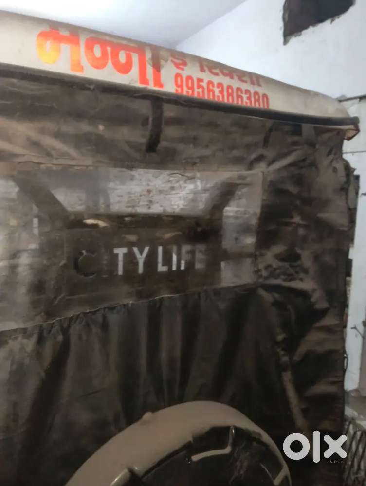 Electric E-rickshaw City Cab Manna E-rickshaw