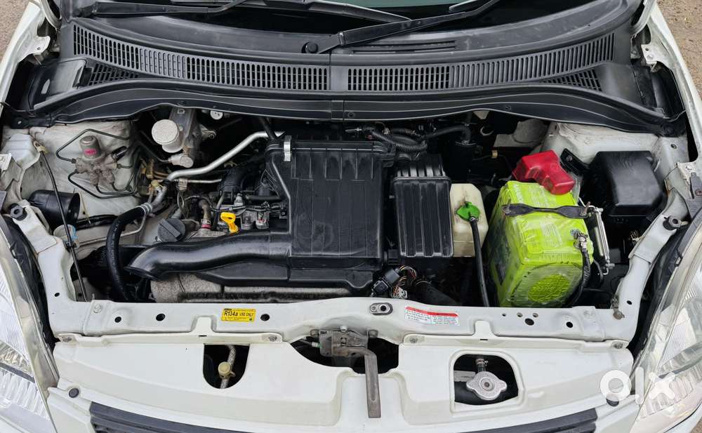 Maruti Suzuki Swift Vxi Bsiv, 2010, Petrol