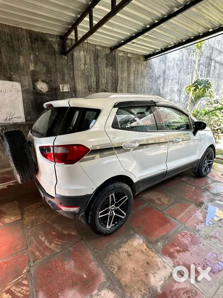 Well Maintained Car Service Had Been Done Every Thing Is Working