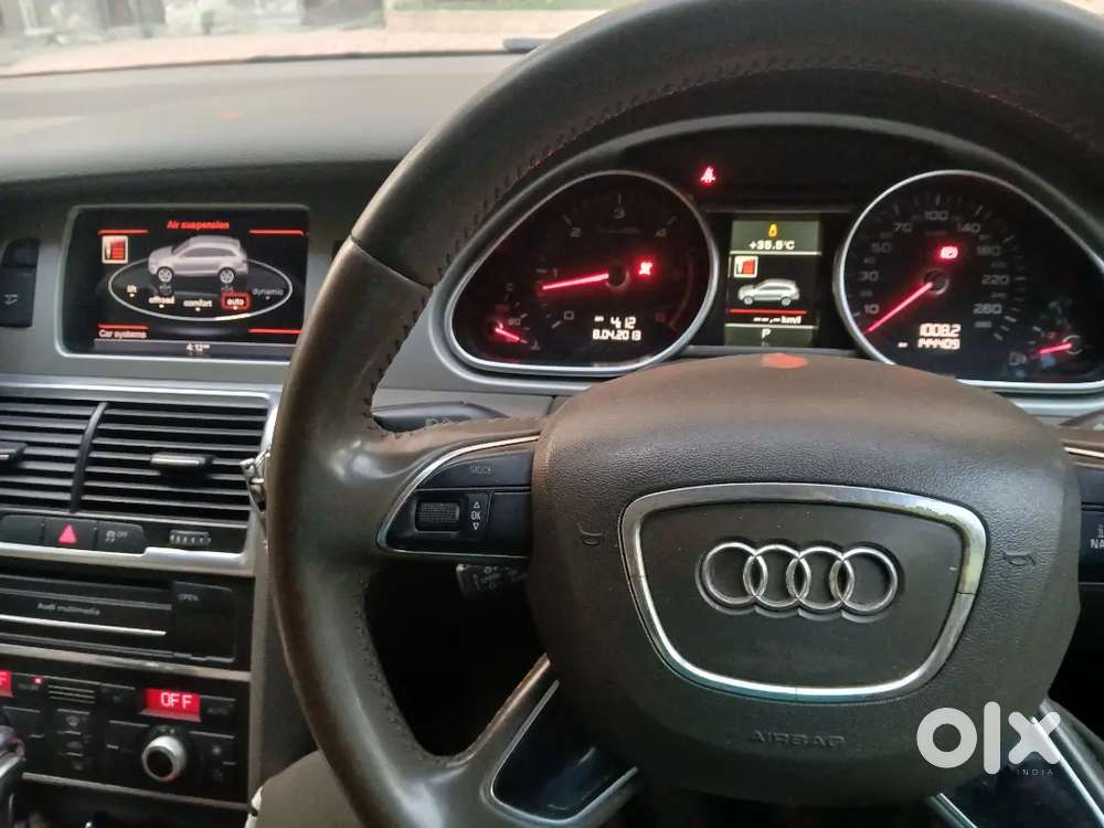 Car Audi Q7