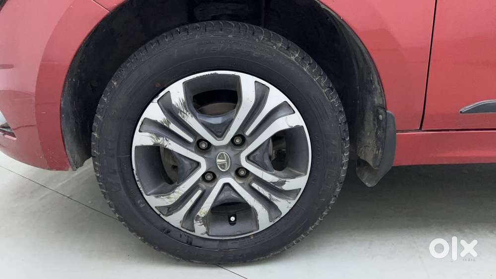 Tata Tiago Xza, 2019, Petrol