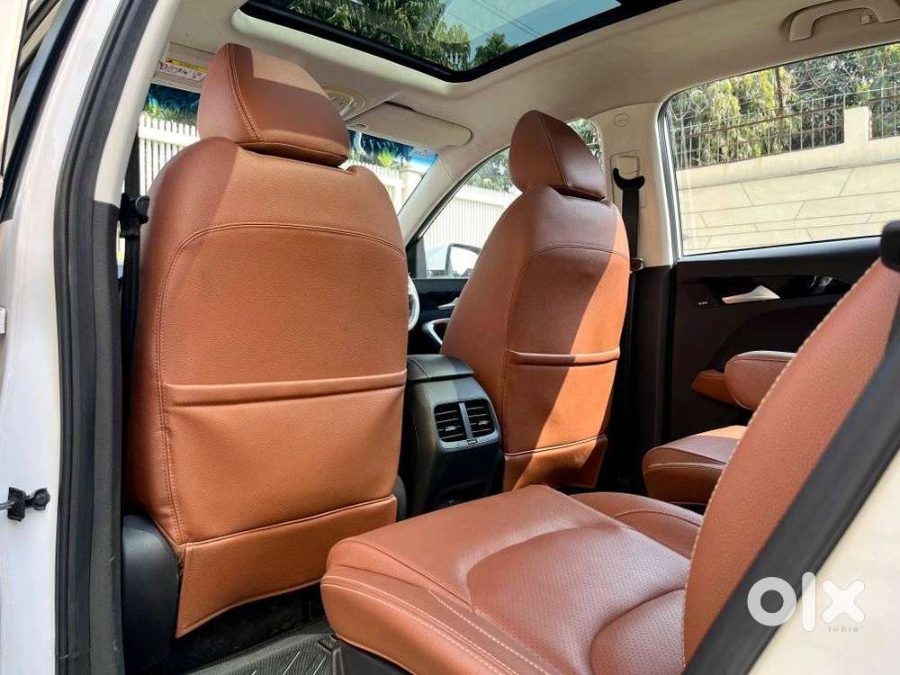 Mg Hector Plus 1.5 Hybrid Sharp Turbo 6 Str, 2022, Petrol