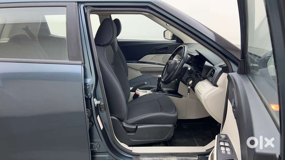 Mahindra Xuv300 W6, 2022, Petrol