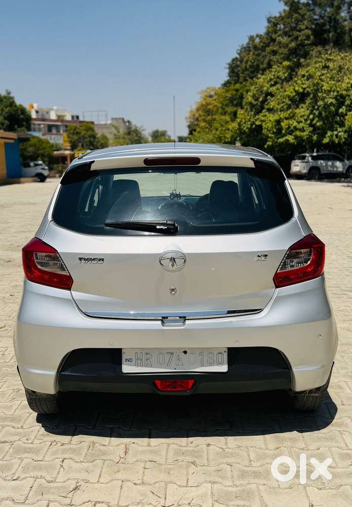 Tata Tiago, 2017, Petrol