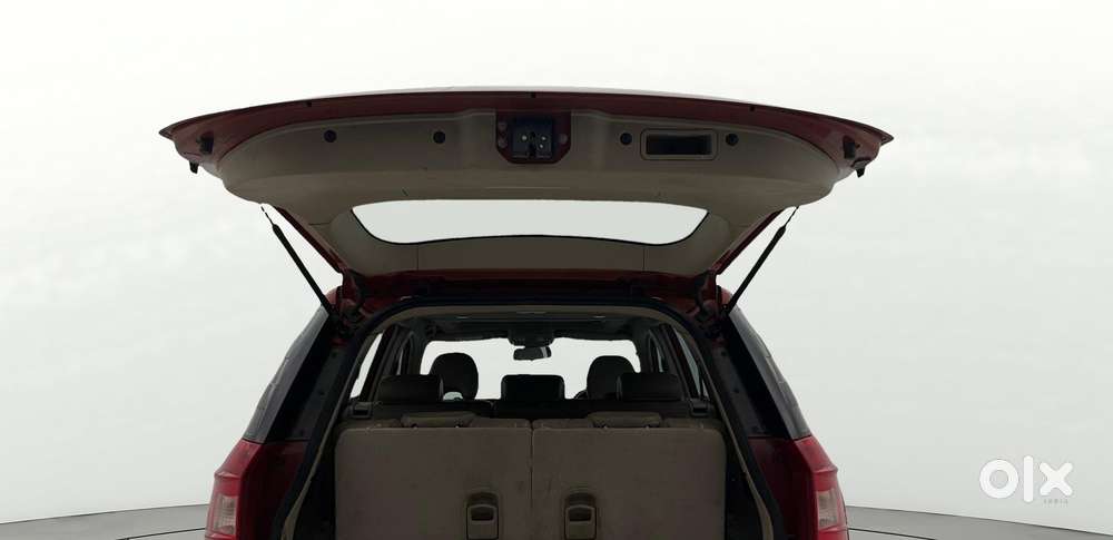 Mahindra Xuv500 2.2 W10, 2015, Diesel