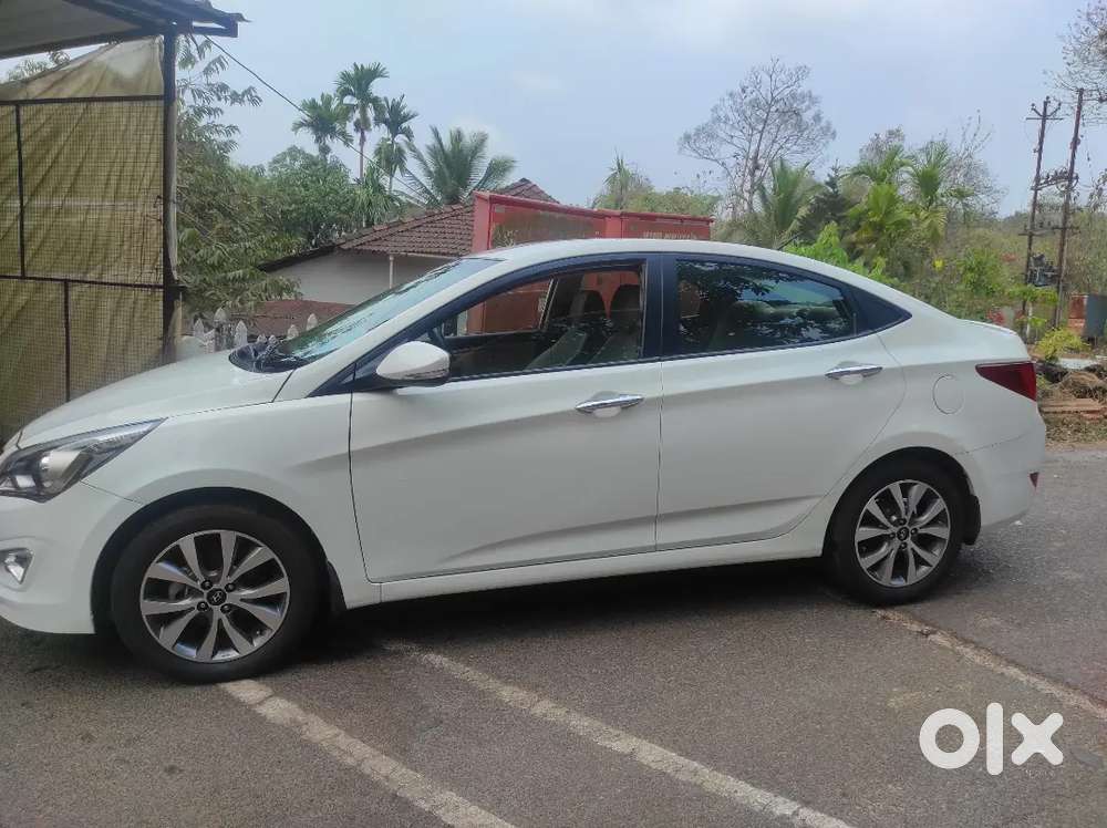 Well Maintained, All Showroom Servicing, Single Driven,