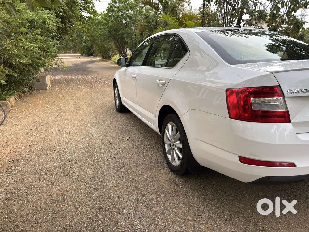 Skoda Octavia Style Plus 1.8 Tsi At, 2016, Petrol