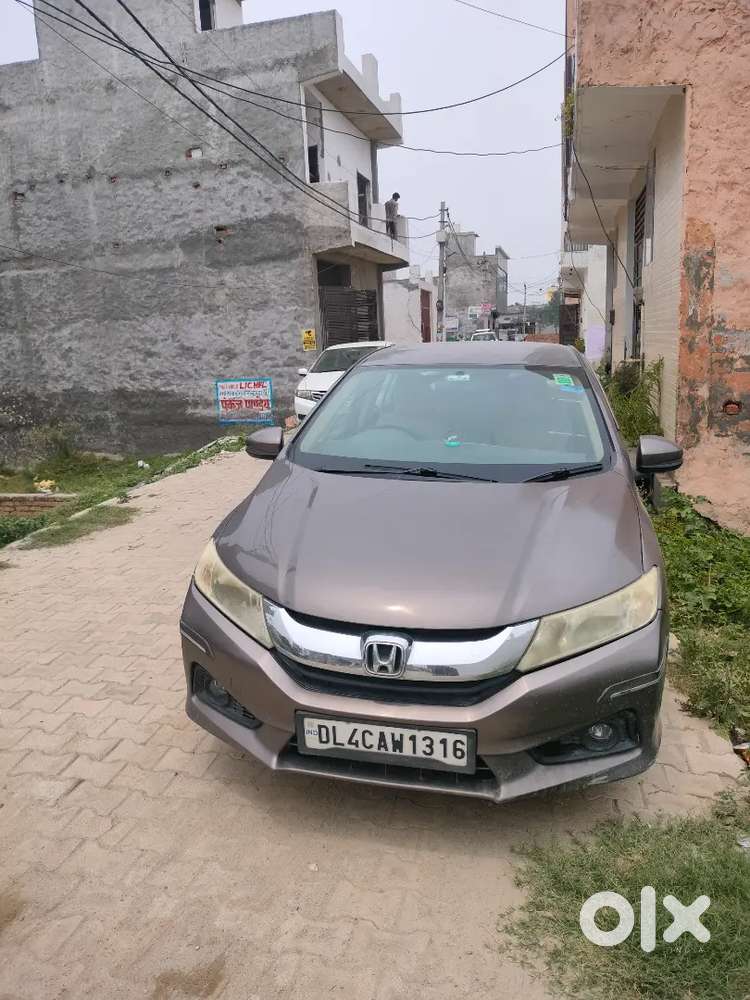 Parfect Car Koi Kharcha Nahi He Led New Tayers Bucket Seats All Ok Car