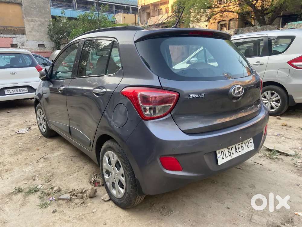 Hyundai I10 1.2 Sportz 2014