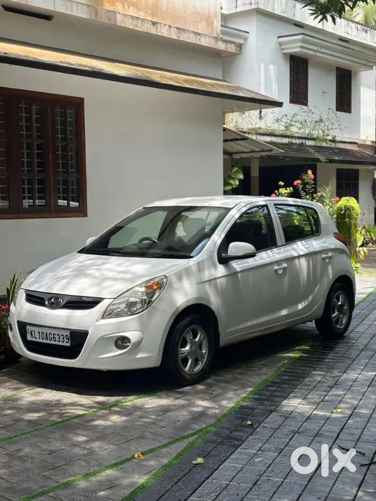 Hyundai I20 1.2 Asta 2011 ( Full Option )
