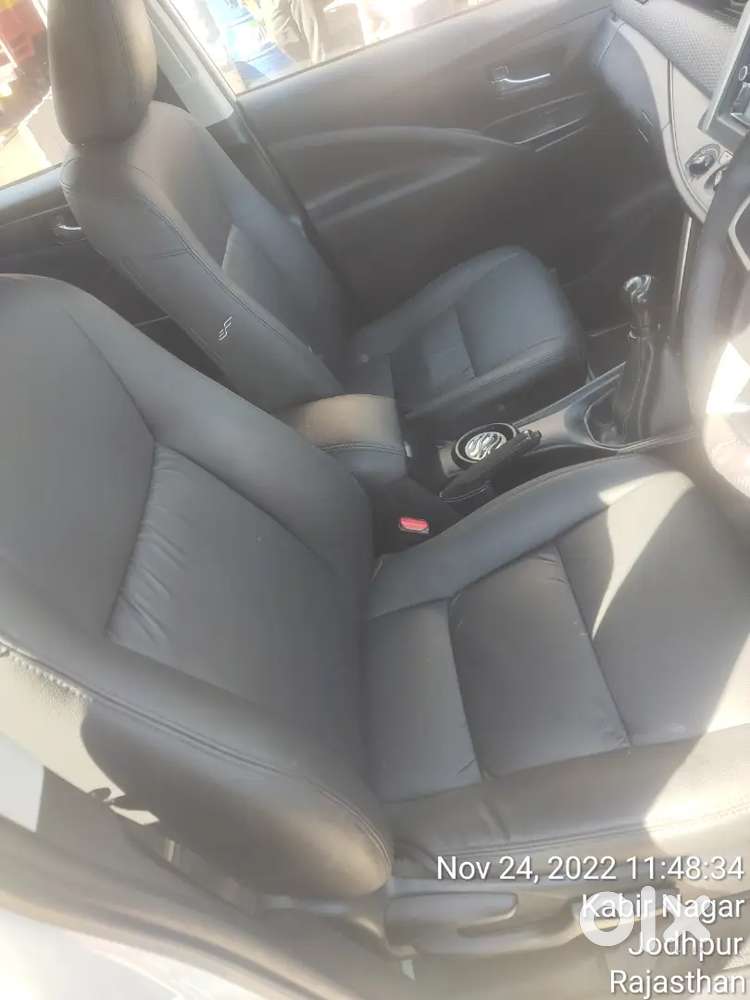 Toyota Innova Crysta 2017