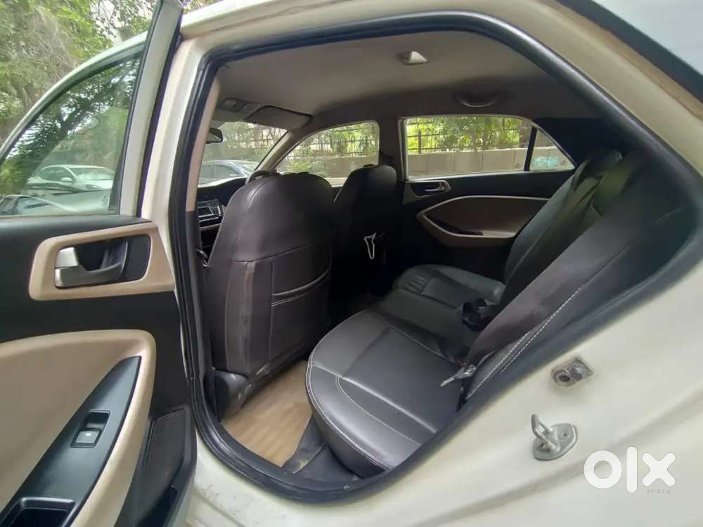 Hyundai I20 2015 Cng & Hybrids 61000 Km Driven