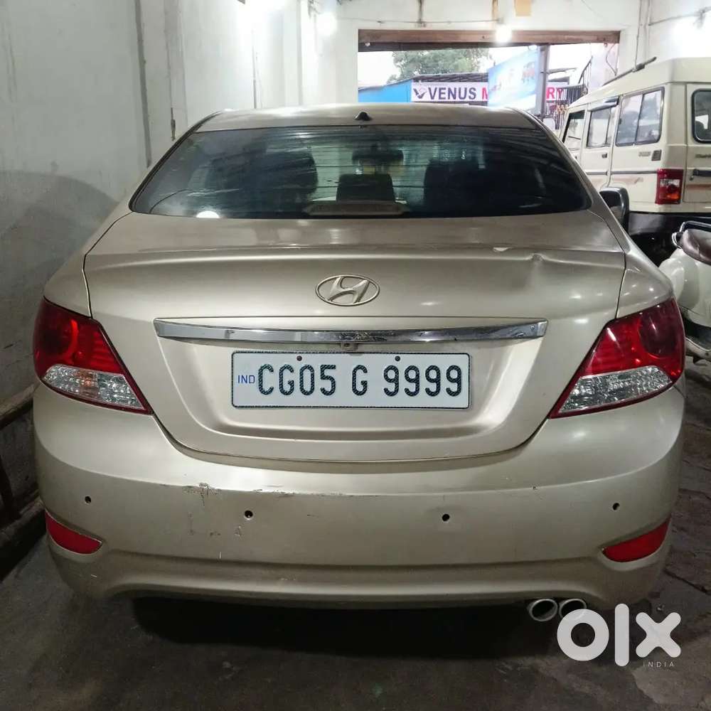 Hyundai Verna Petrol 2011