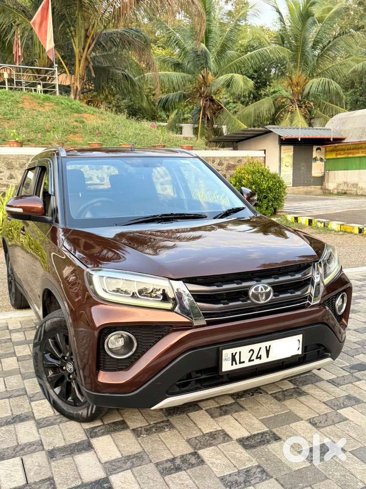 Toyota Urban Cruiser 1.5 High Grade Mt, 2022, Petrol