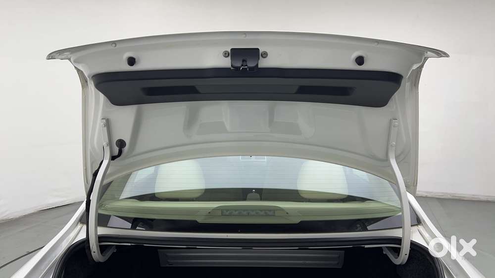 Volkswagen Vento Tsi, 2021, Petrol