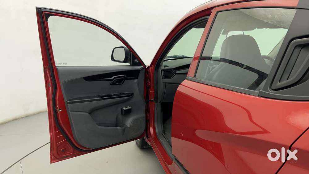 Mahindra Kuv100 Nxt 1.2 K2 Diesel 6 Str, 2018, Petrol