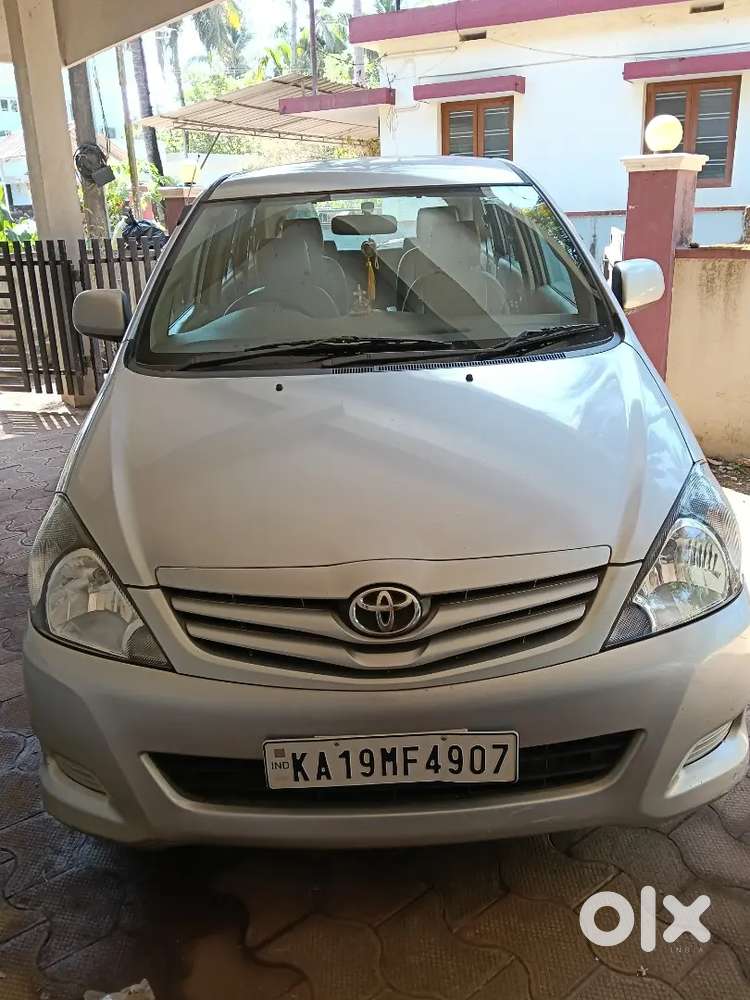 Toyota Innova 2010 Diesel 191000 Km Driven