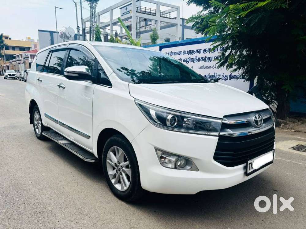 Toyota Innova Crysta 2.4 V, 2017, Diesel
