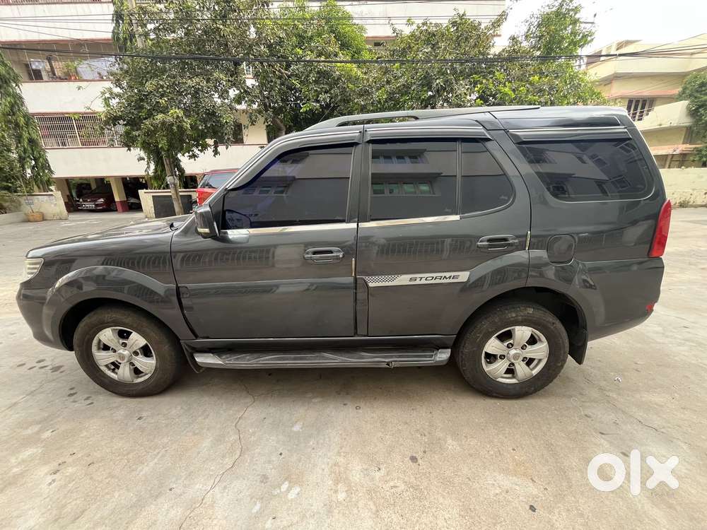 Tata Safari Storme Vx, 2018, Diesel