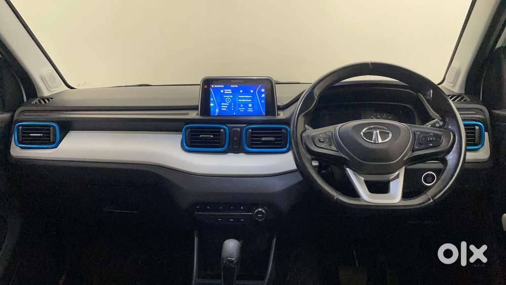 Tata Punch 1.2 Revotron Creative Amt Dual Tone, 2022, Petrol