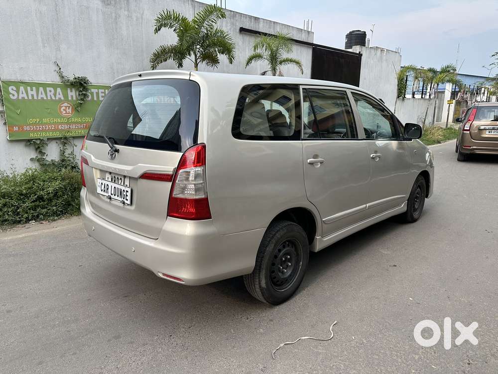 Toyota Innova 2.5 G (diesel) 8 Seater, 2014, Diesel