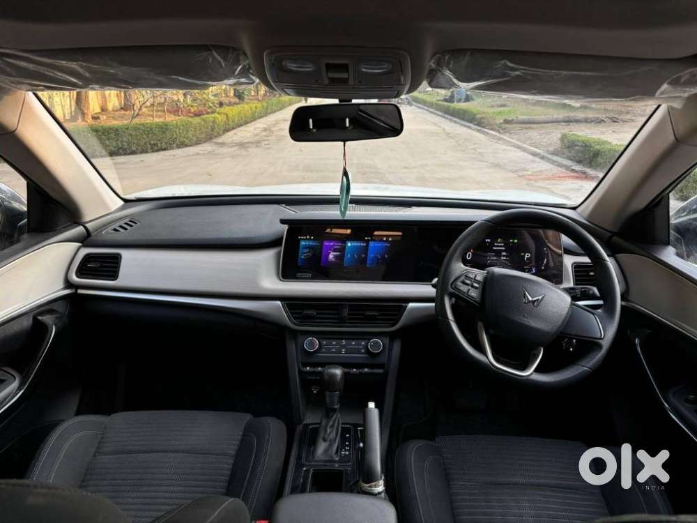 Mahindra Xuv700, 2024, Petrol