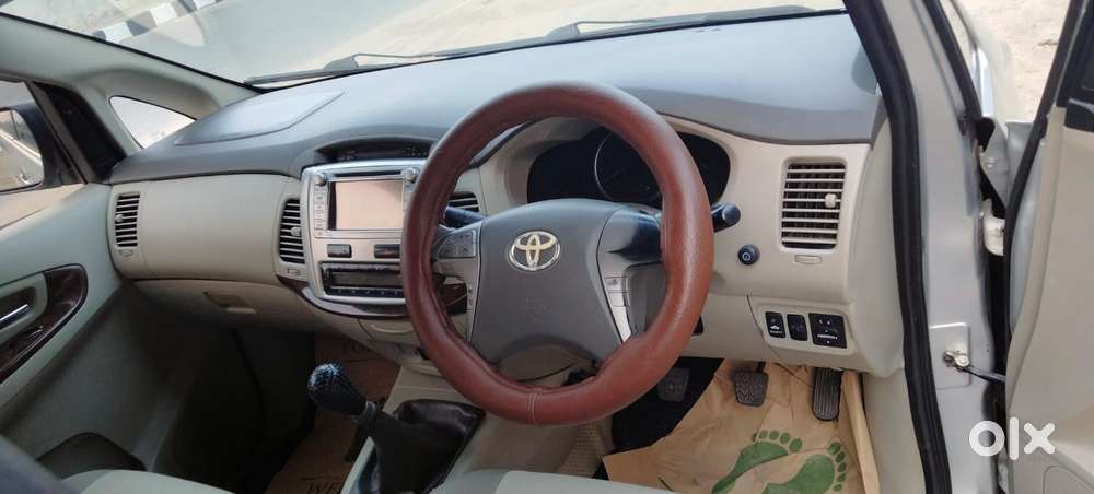 Toyota Innova 2.5 V 7 Str, 2012, Diesel