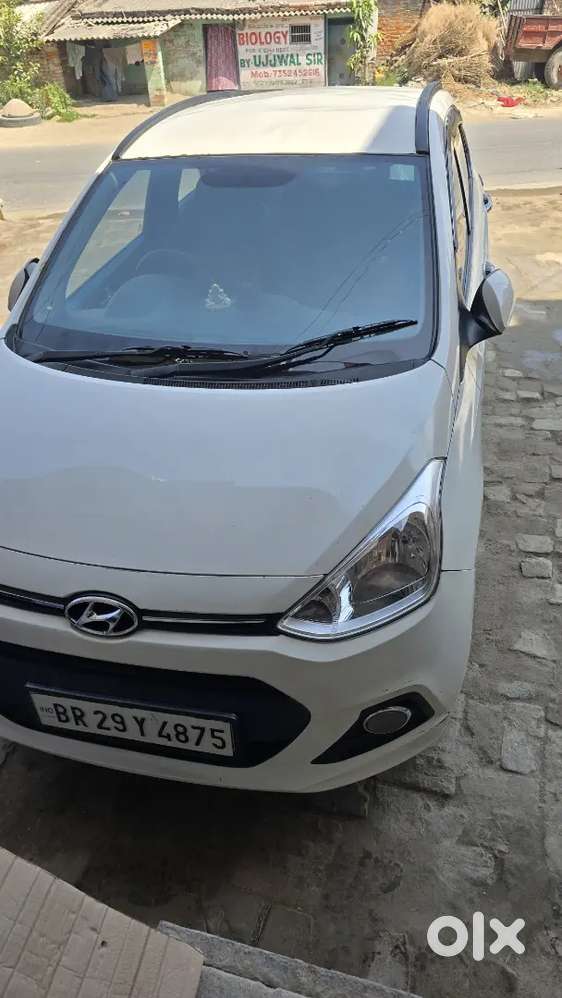 Hyundai Grand I10 2017 Petrol 28000 Km Driven
