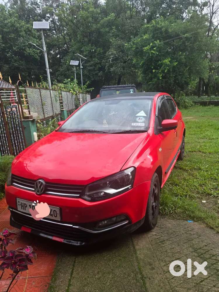 Volkswagen Polo 2015 Car