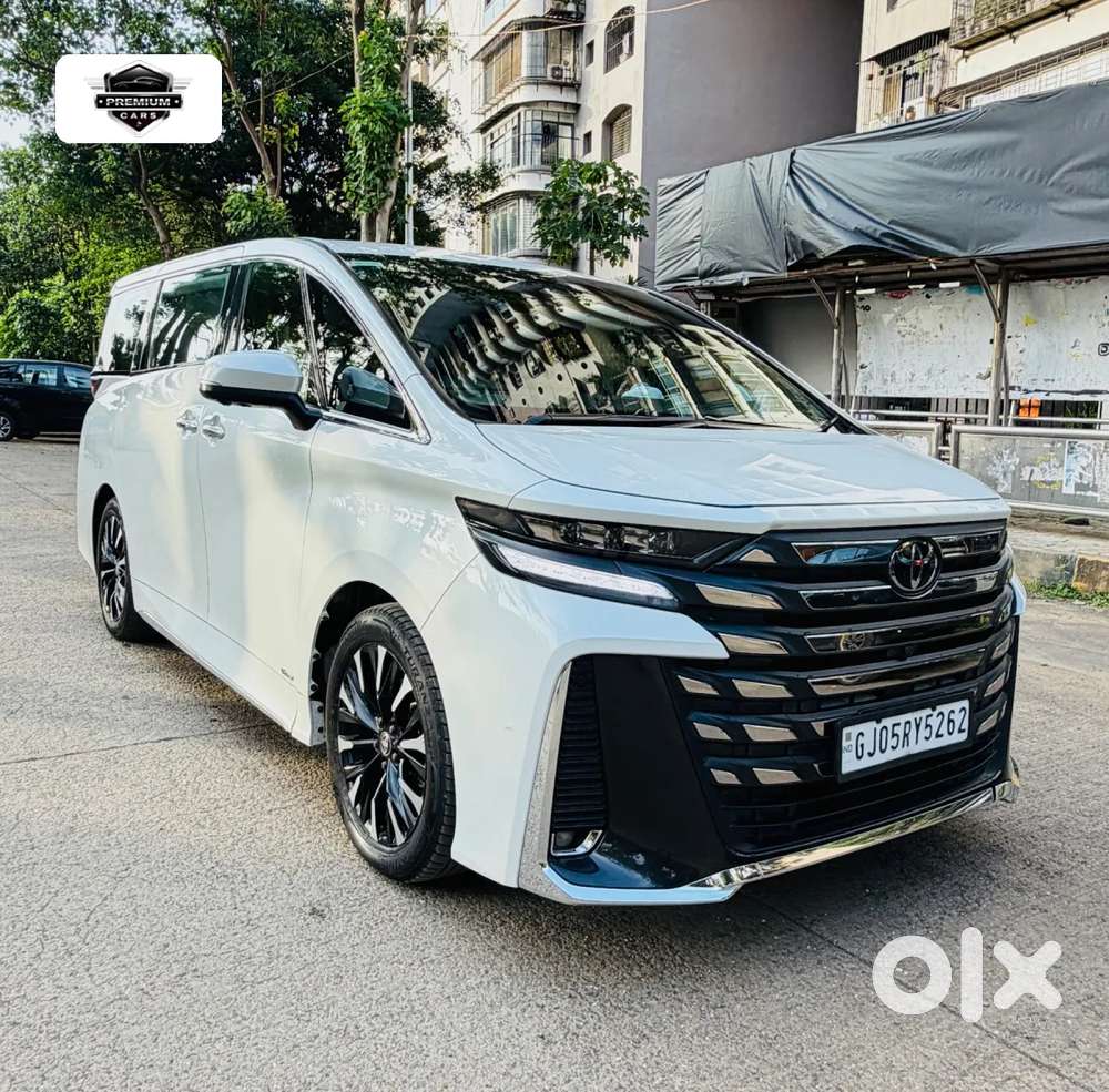 Toyota Vellfire Vip – Executive Lounge, 2024, Petrol