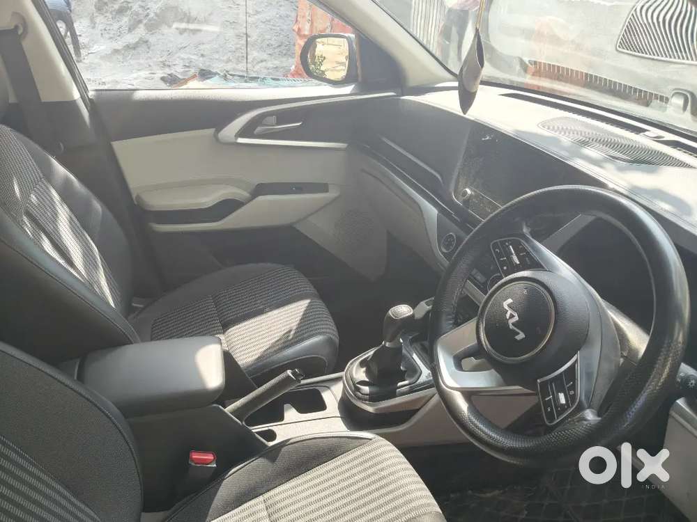 Kia Carens 1.5 Prestige 2023