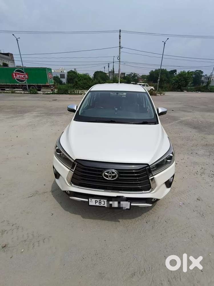 Toyota Innova Crysta 2.8 Zx At 7 Seater, 2019, Diesel