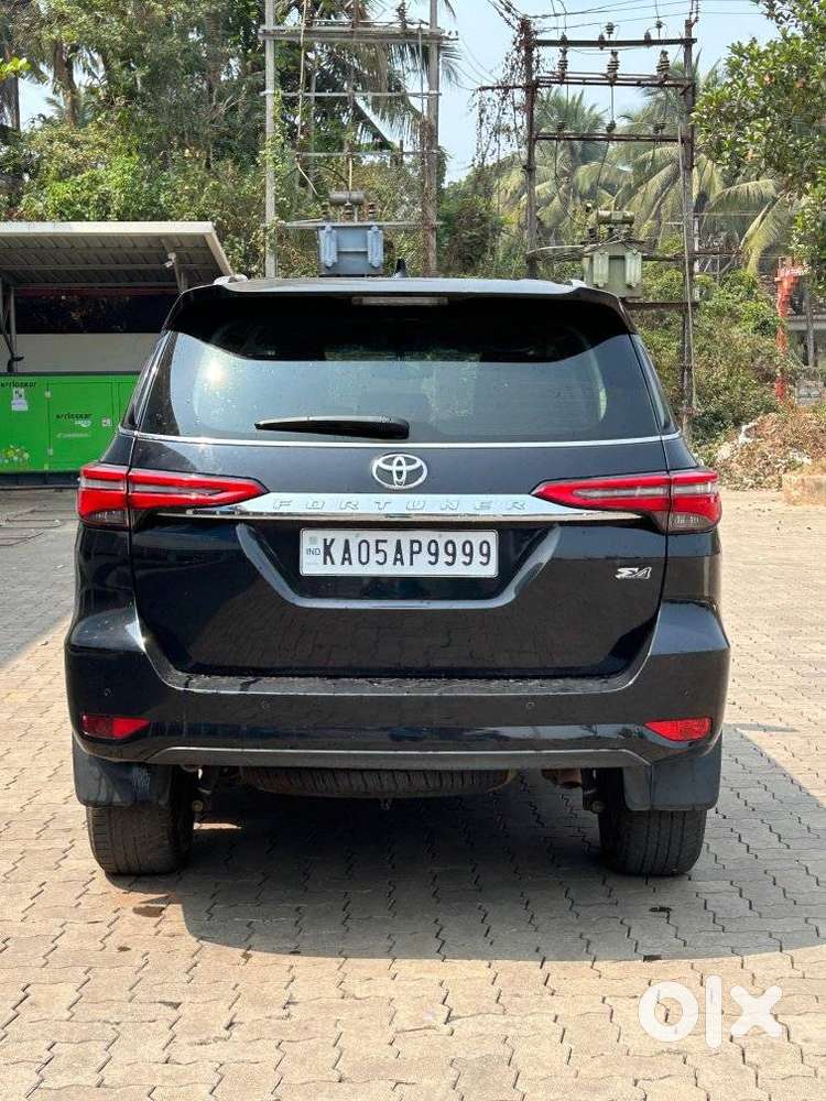 Toyota Fortuner 2.8 4wd At, 2023, Diesel