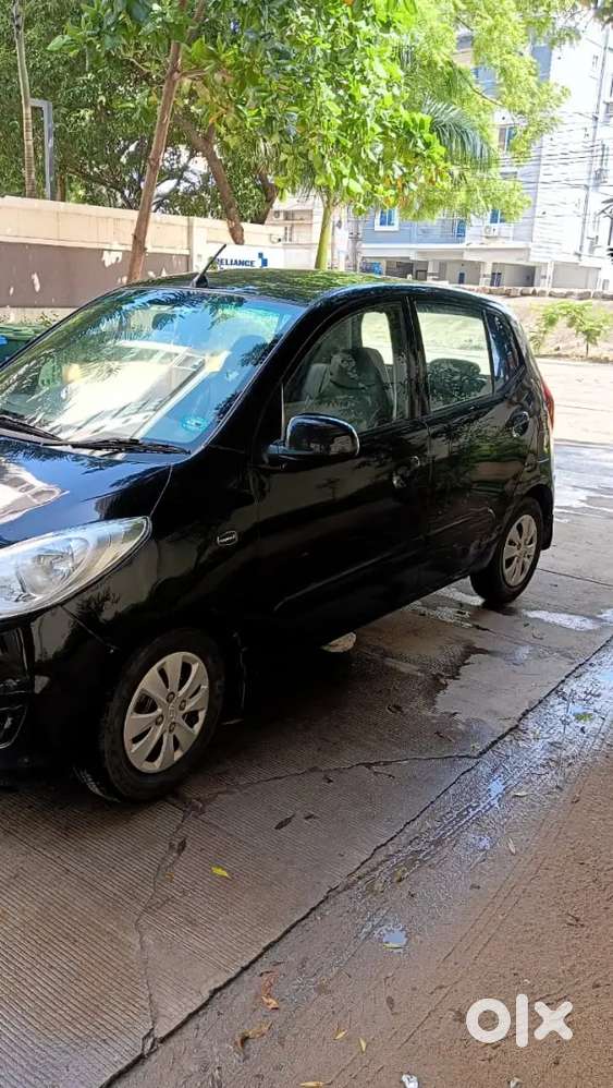 Hyundai I10 Sportz Petrol Manual 2011 Valid 2031